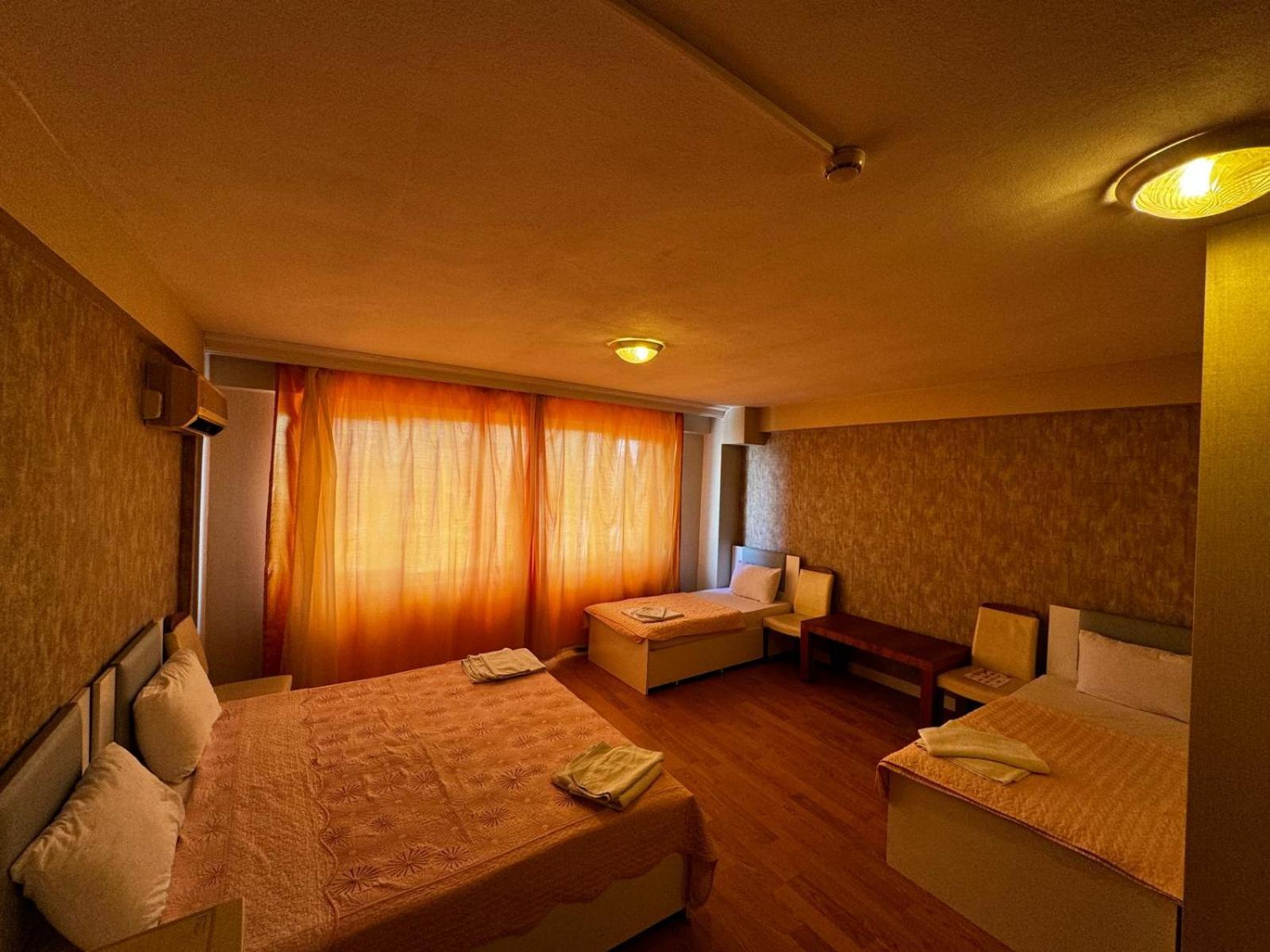 Esen Otel Antalya Bagian luar foto